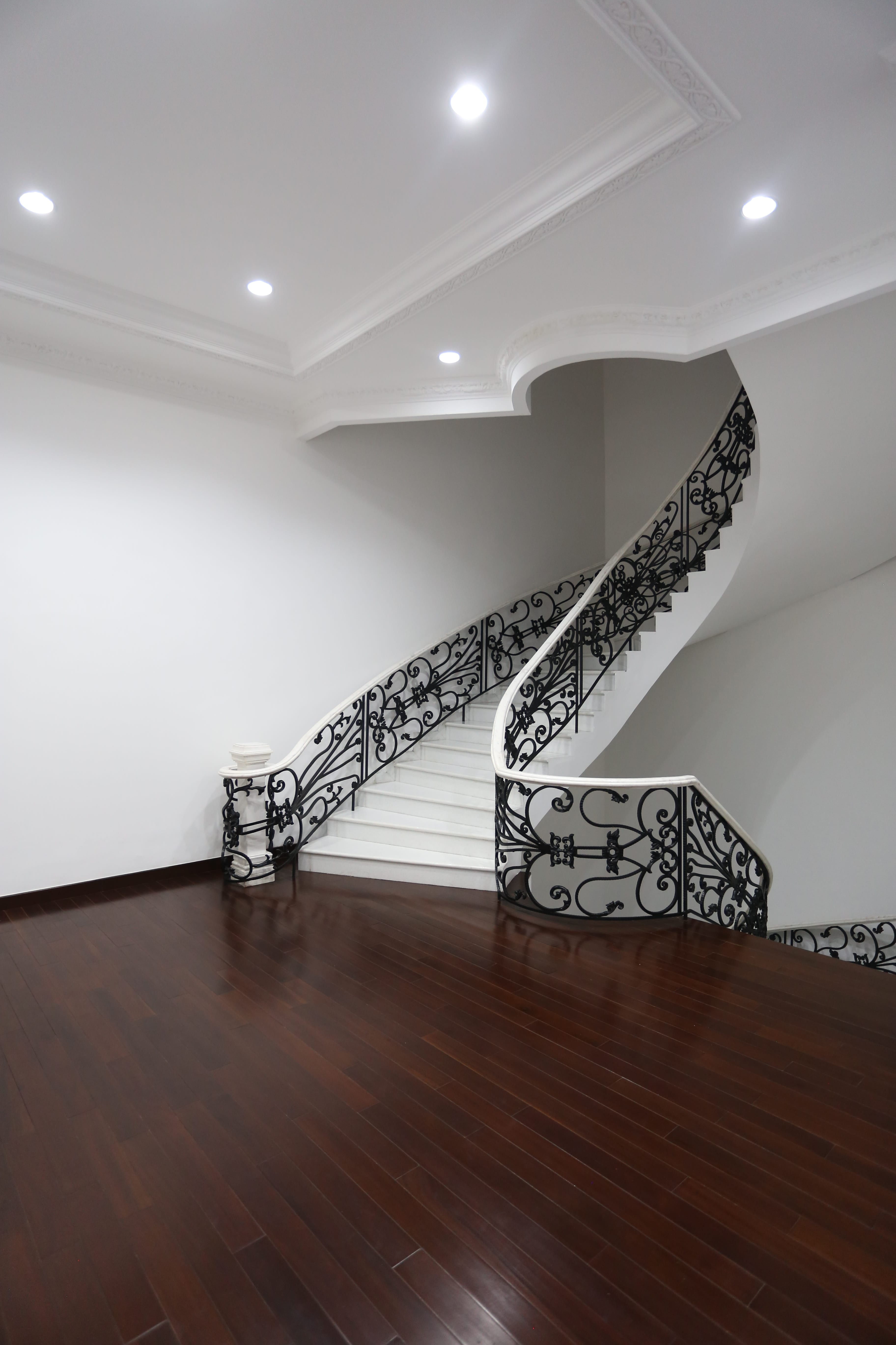 Ulin flooring Roxi